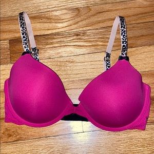 Pink Betsy Johnson bra with leopard straps